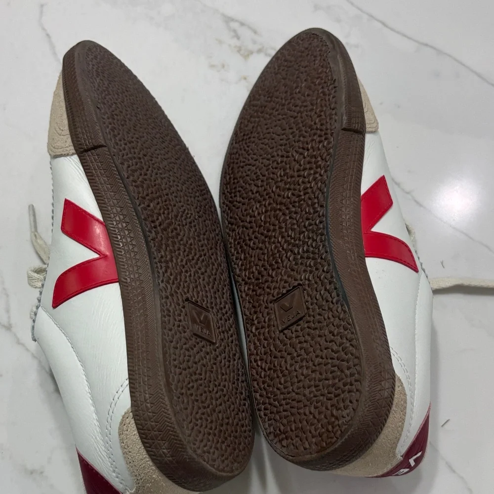 Veja Women's White Cream Burgundy Red Sneakers - Picture 9 of 11